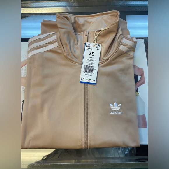 New gym clothes - Picture 2 of 5